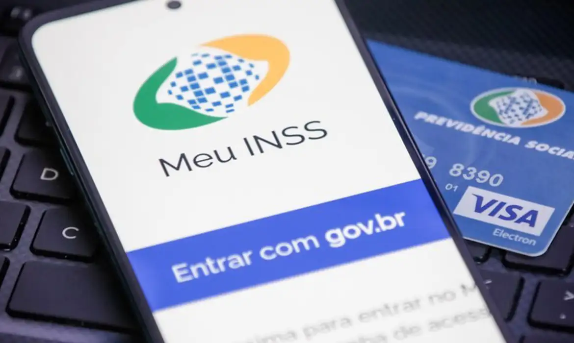 App Meu INSS no celular para solicitar BPC LOAS
