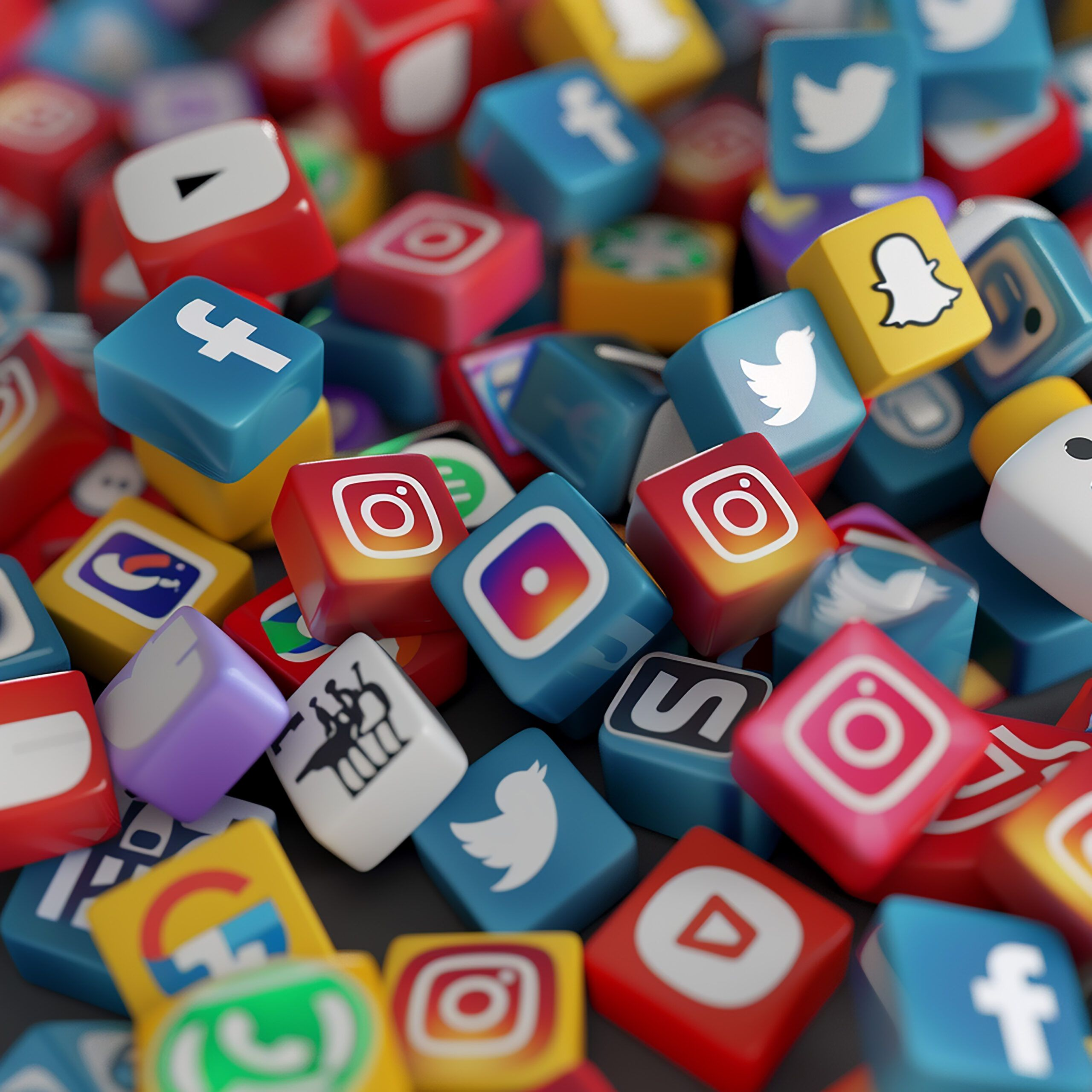 Redes sociais - conta Instagram suspensa